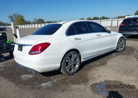 2017 Mercedes-Benz C 300 from USA, damaged, VIN 55SWF4JBXHU200539